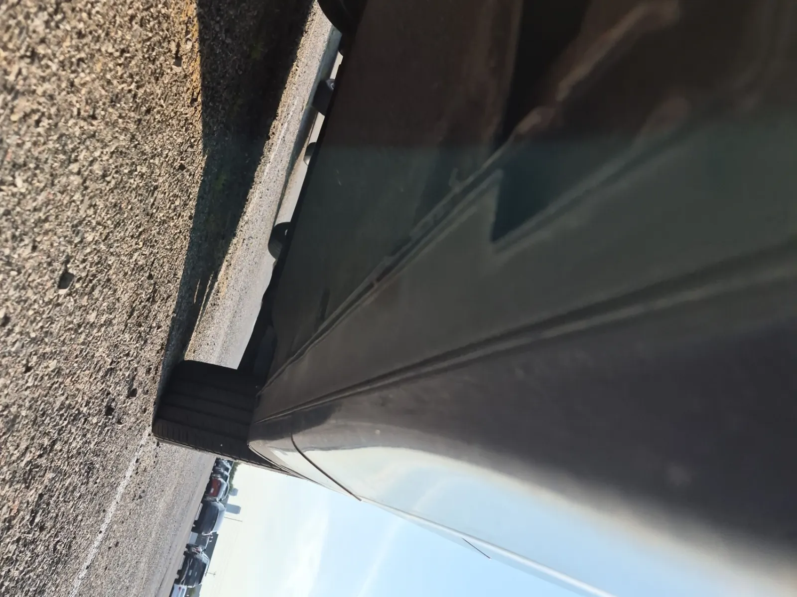 Undercarriage - Passenger Photo