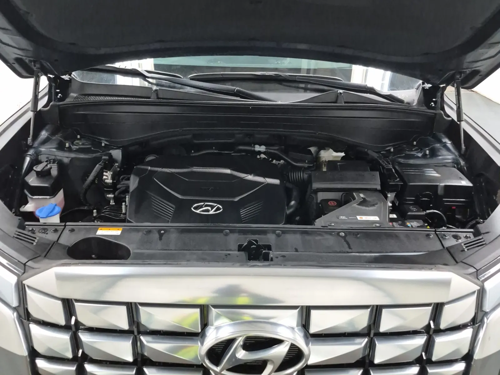 Engine Photo