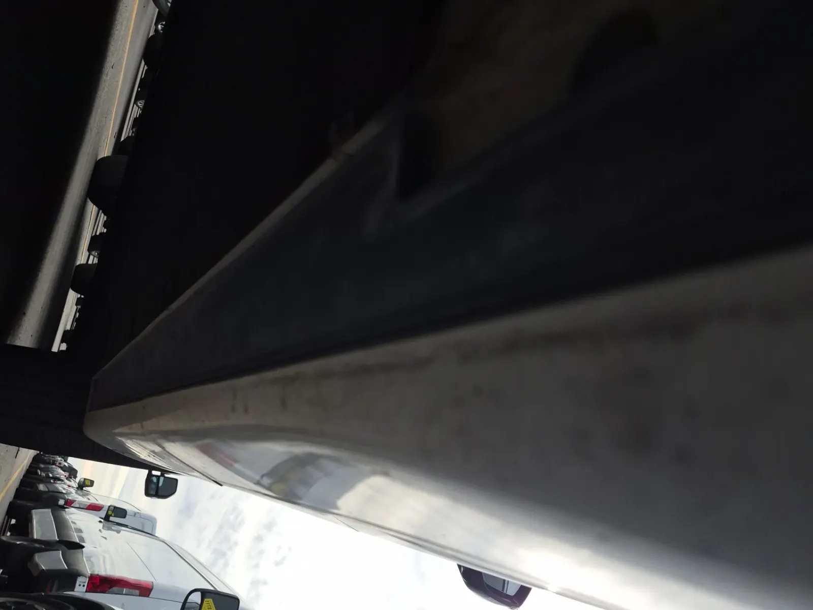 Undercarriage - Passenger Photo