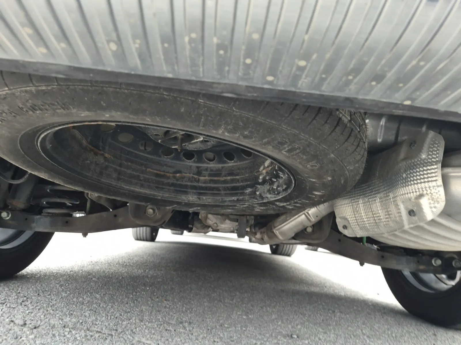 Spare Tire & Wheel Photo