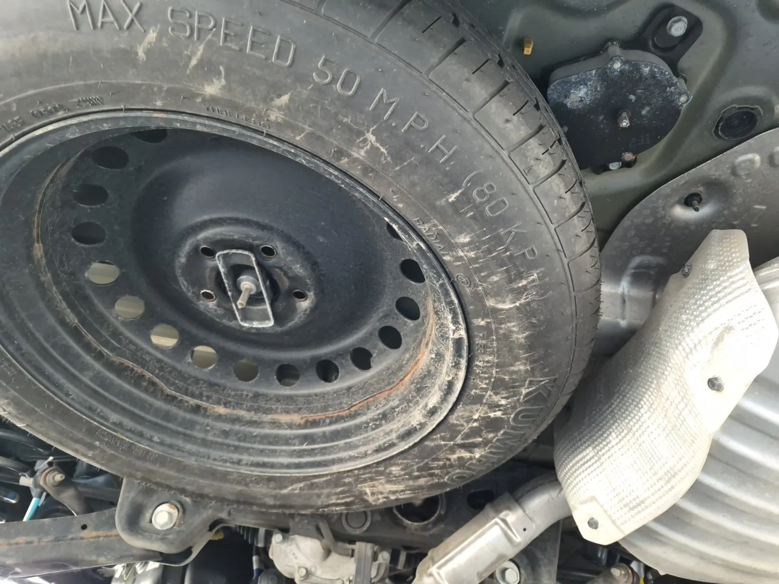 Spare Tire & Wheel Photo