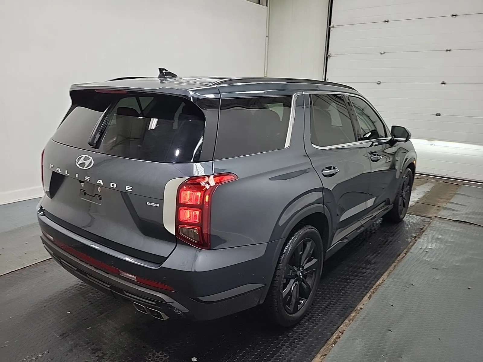 Passenger Rear 3/4 Photo