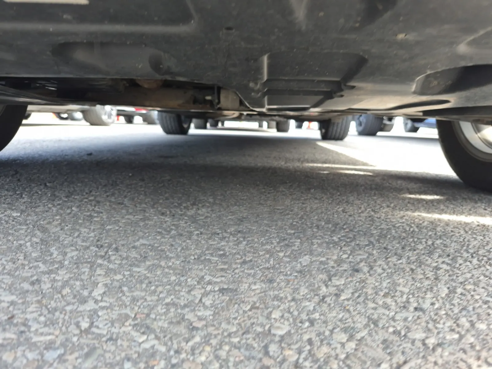 Undercarriage - Front Photo