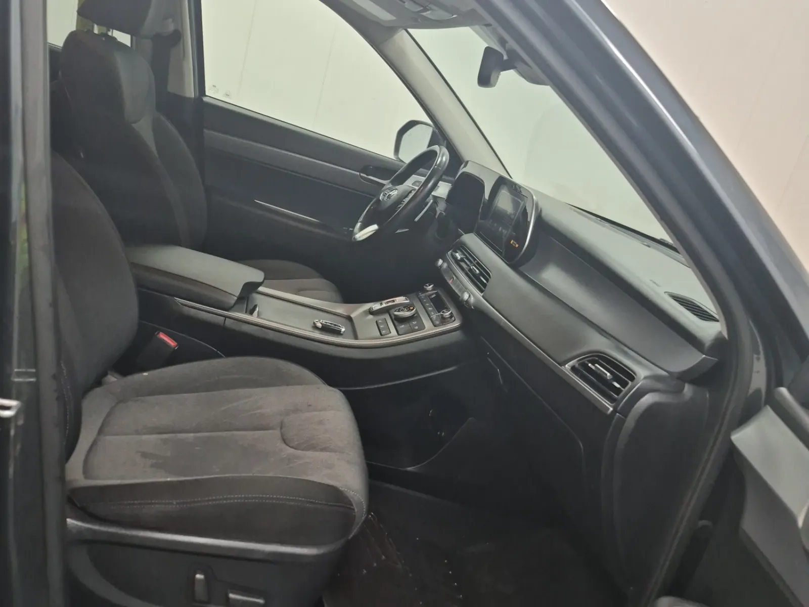 Right Side Interior Photo
