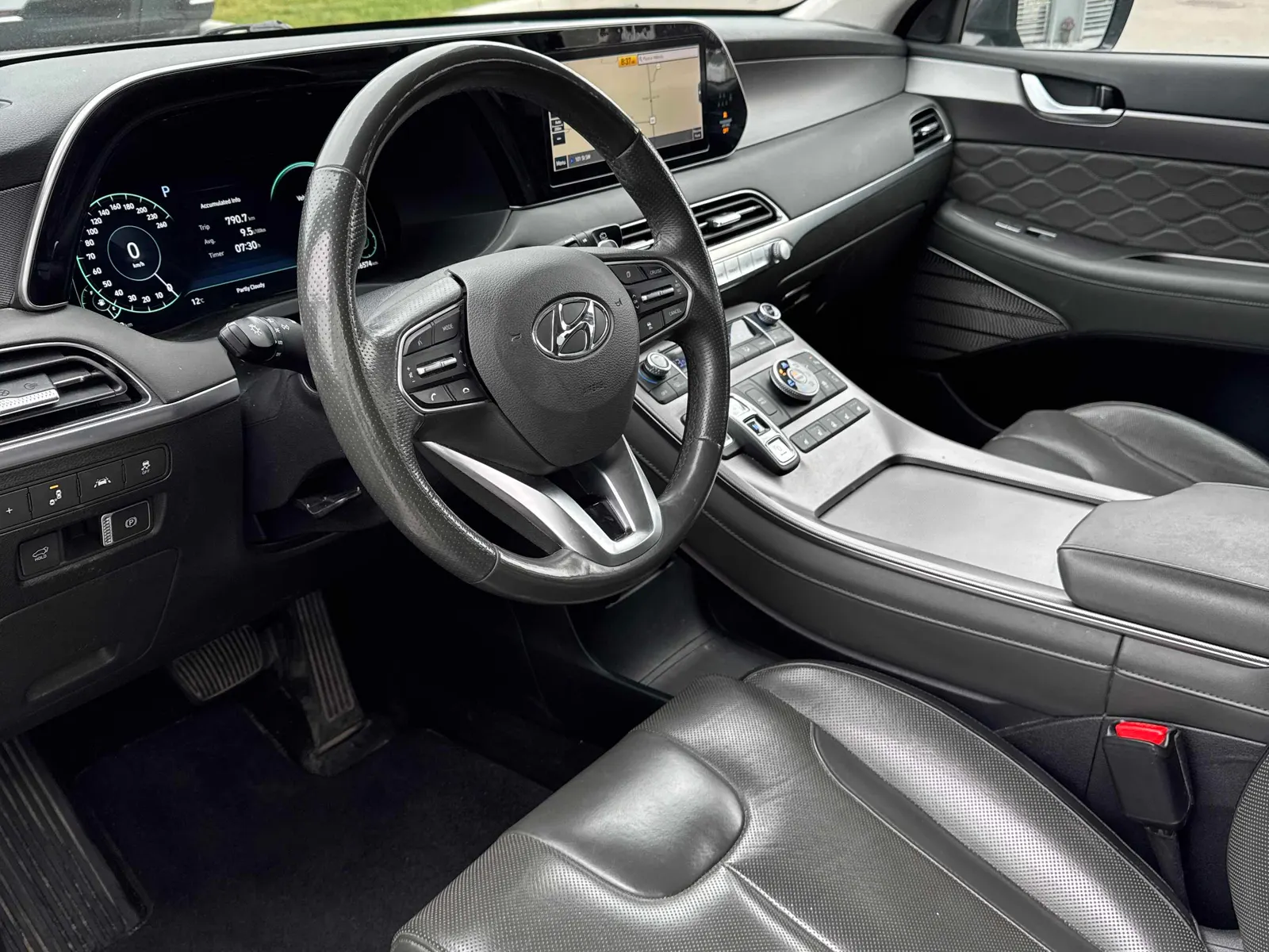 Interior driver side