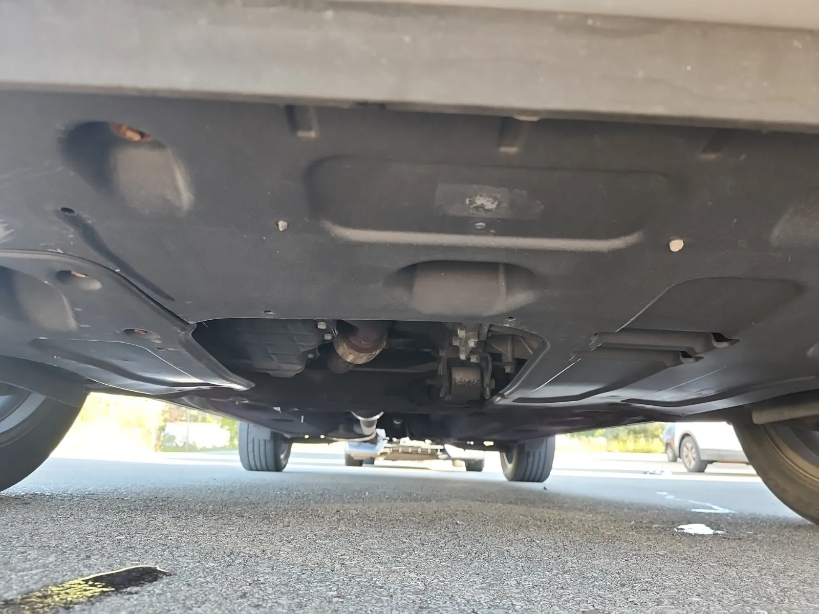 Undercarriage - Front Photo