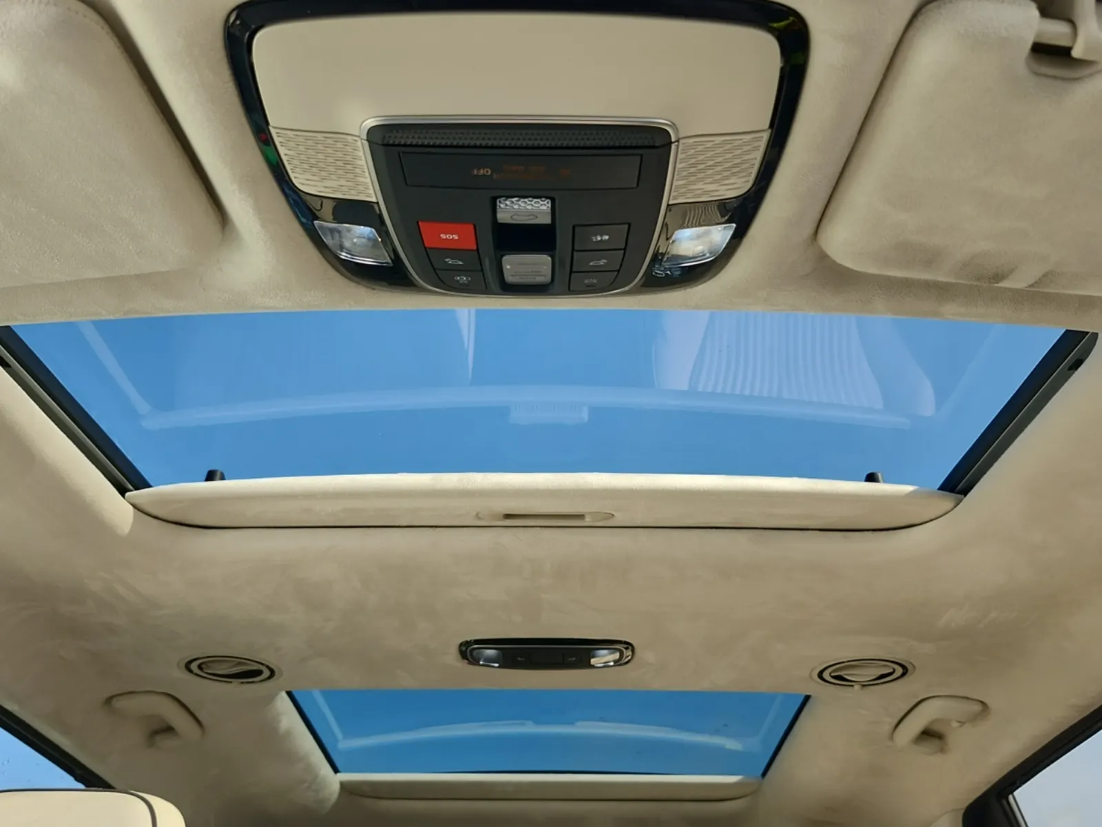 Interior Roof Photo