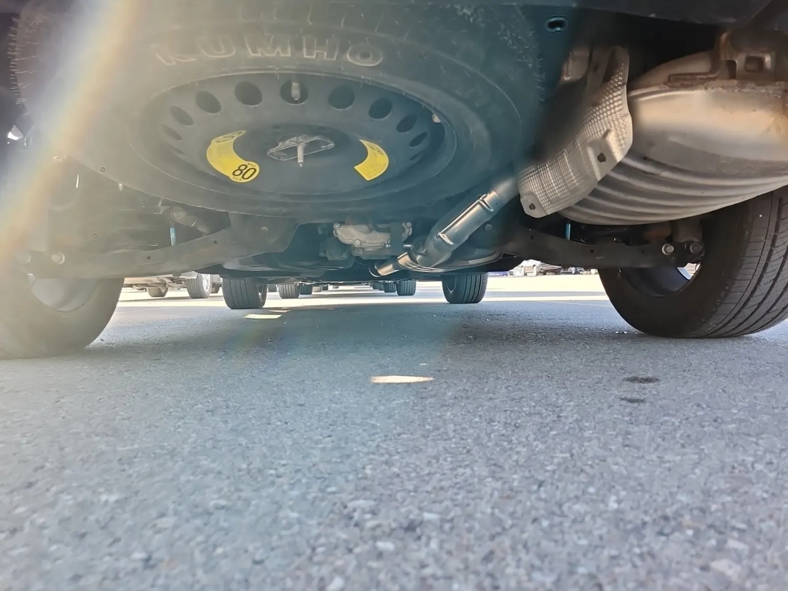Undercarriage - Rear Photo