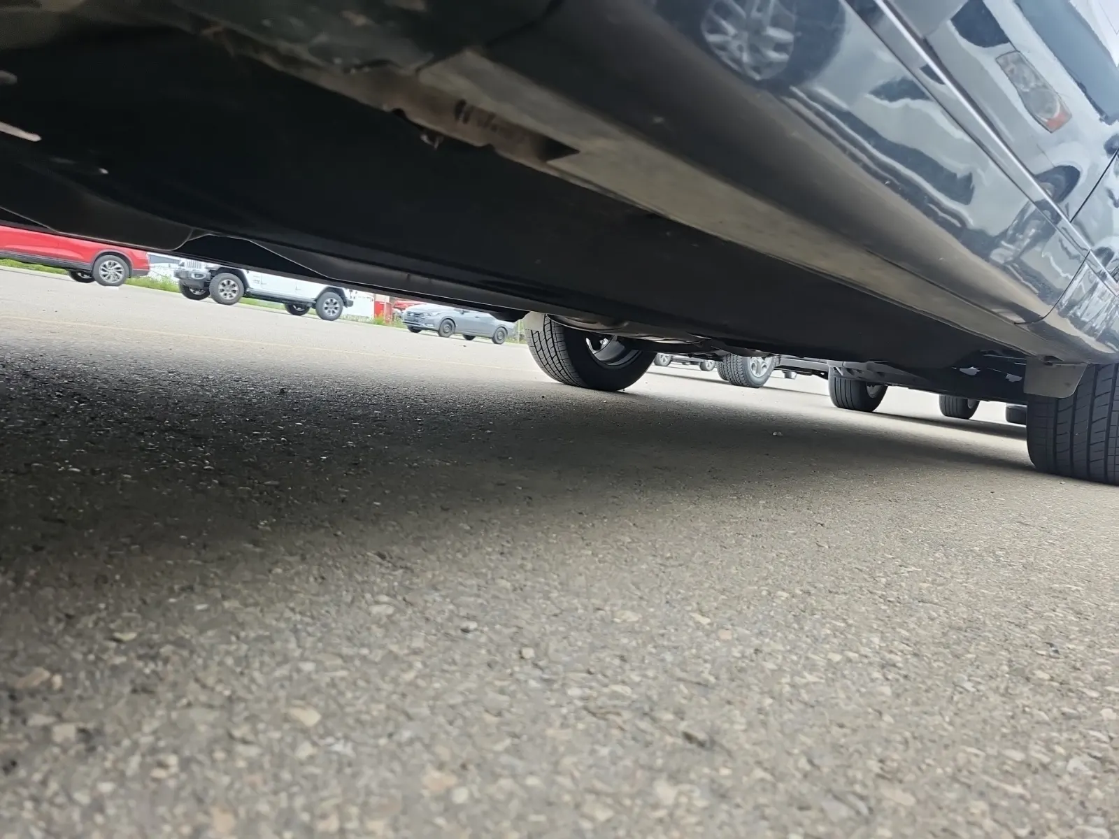 Undercarriage - Driver Photo