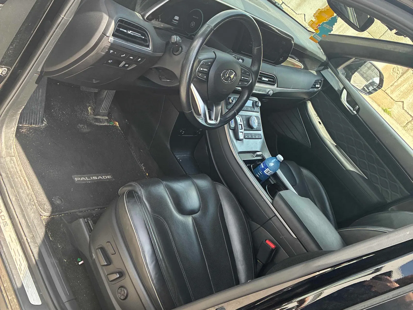 Interior driver side