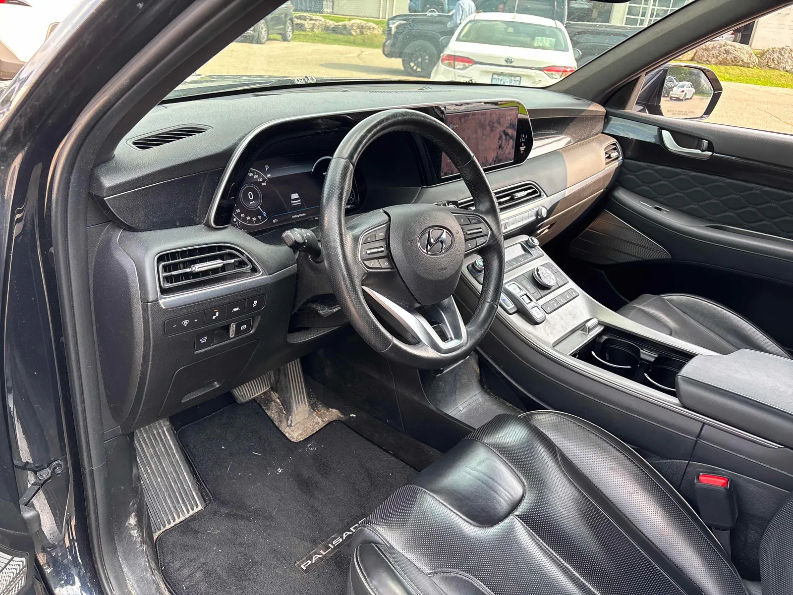 Interior driver side