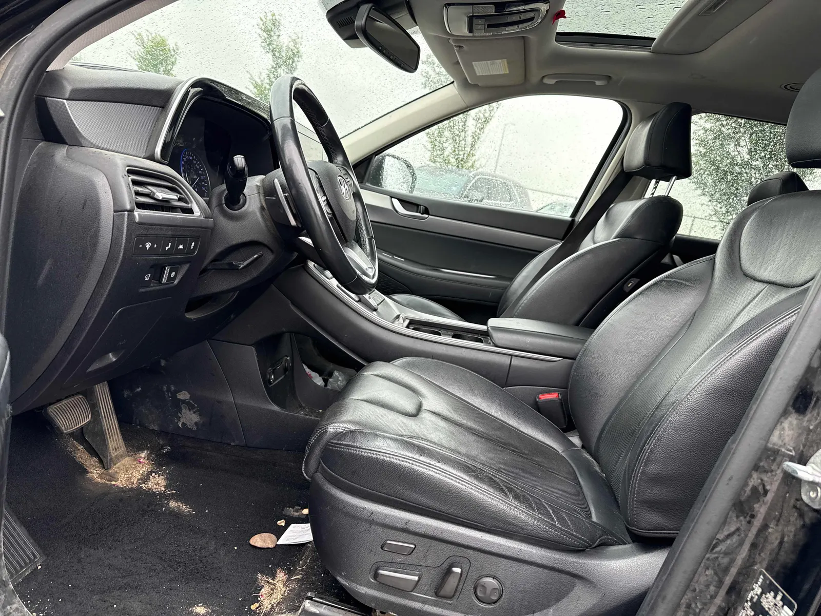 Interior driver side