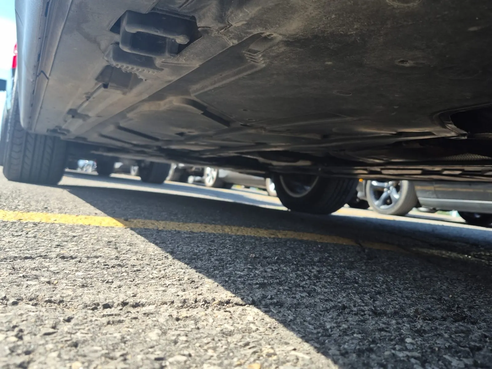Undercarriage - Driver Photo