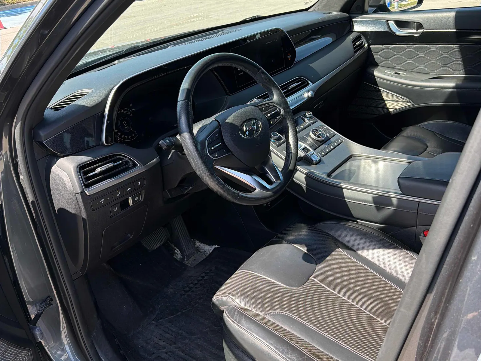 Interior driver side