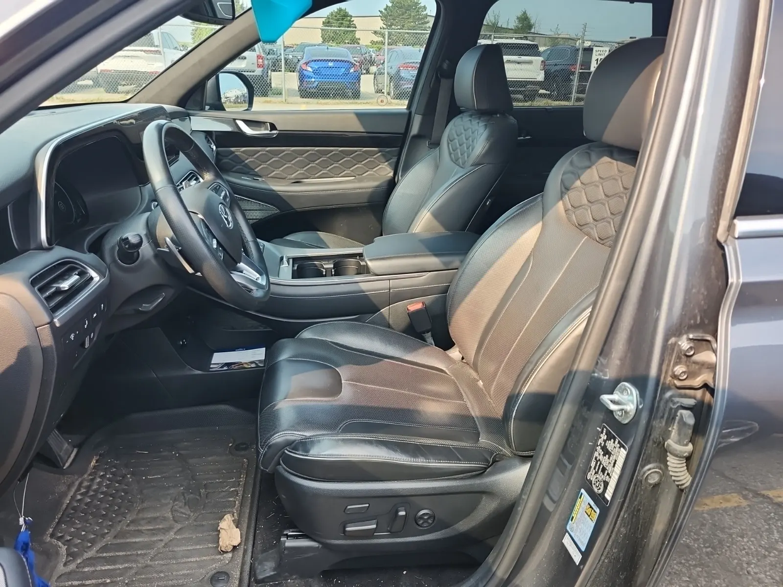 Front Interior Photo