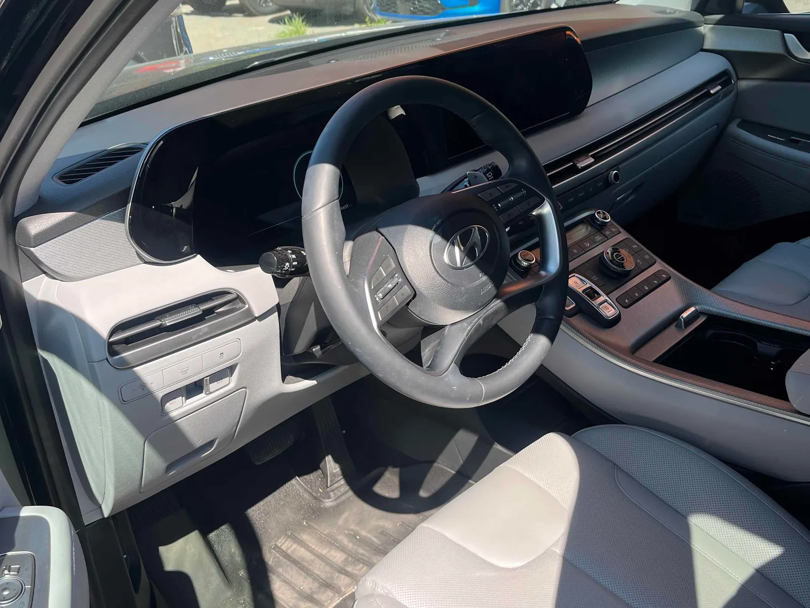 Interior driver side