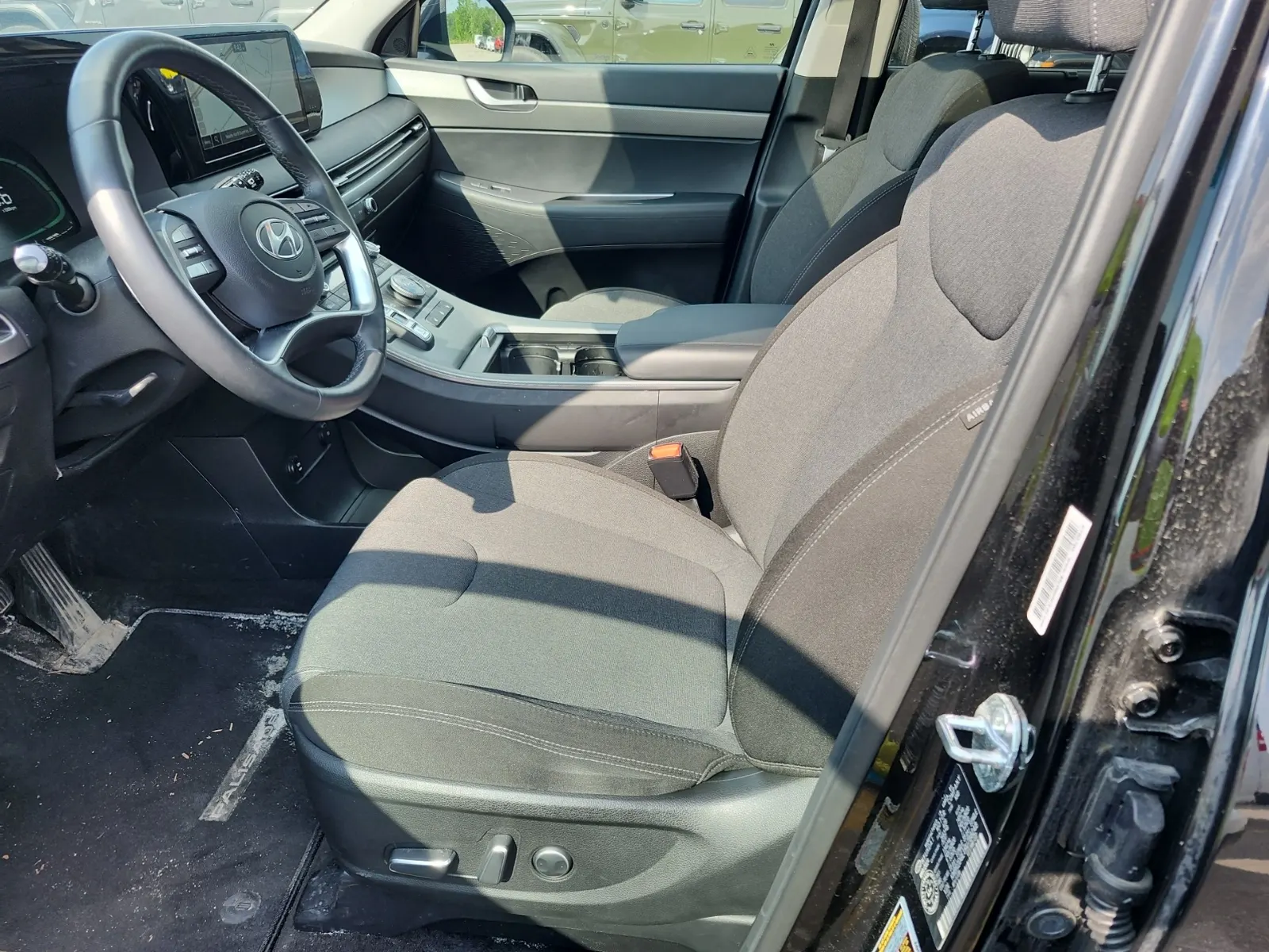 Front Interior Photo
