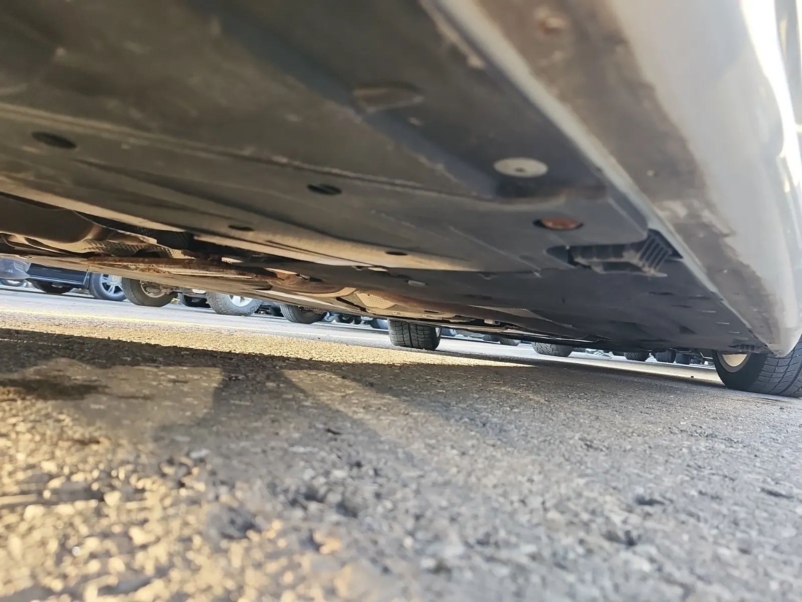 Undercarriage - Passenger Photo