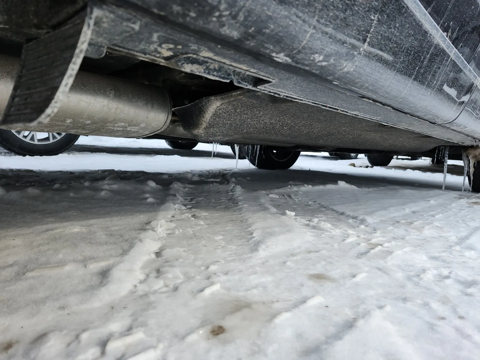 Undercarriage - Passenger Photo