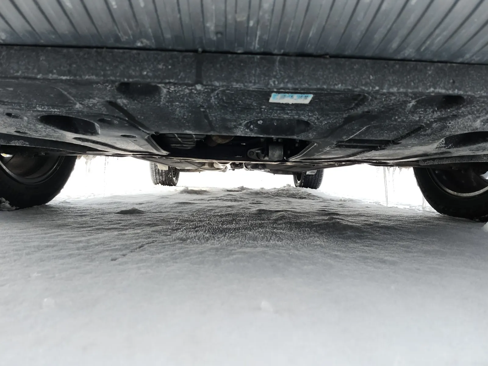 Undercarriage - Front Photo