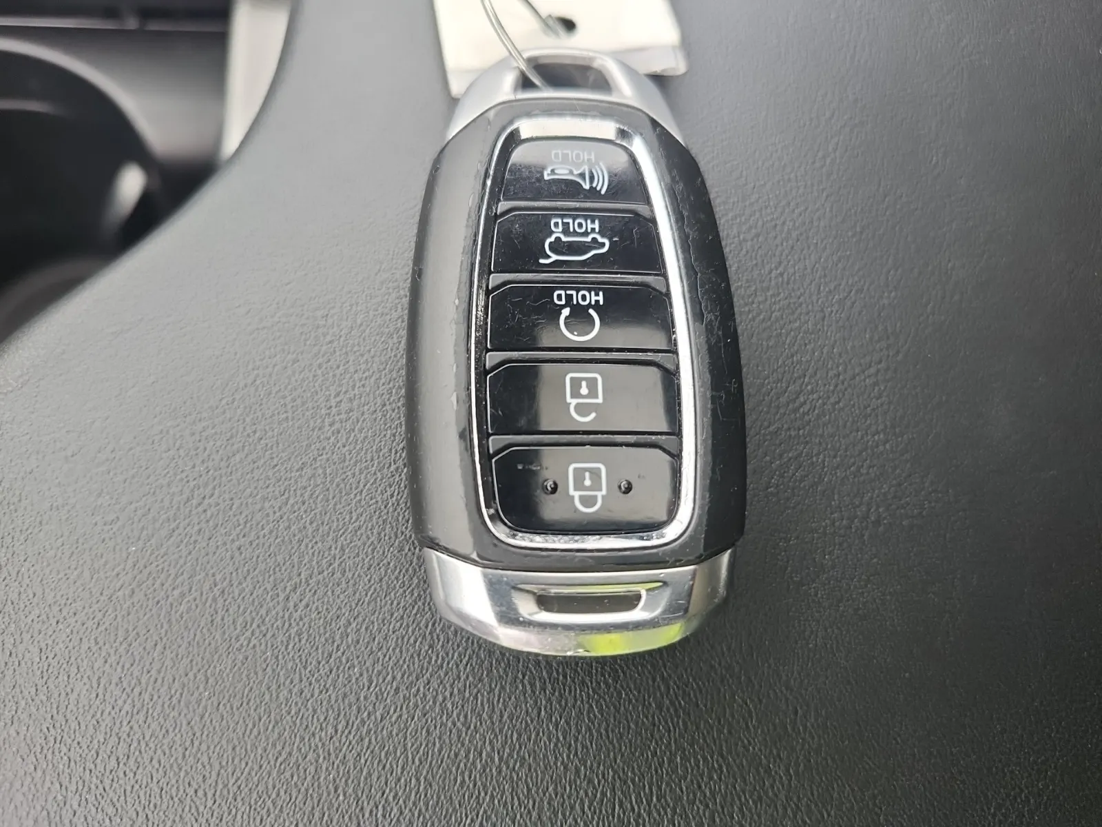 Keys/Fobs/Manual Photo