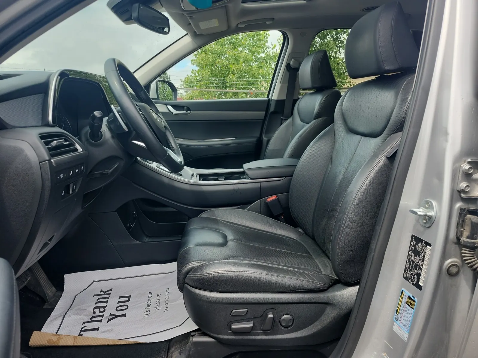 Front Interior Photo