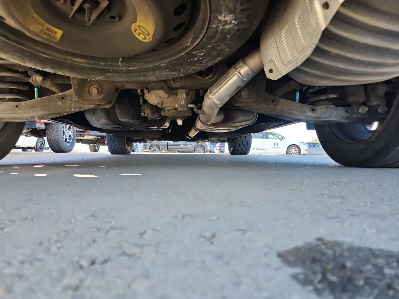 Undercarriage - Rear Photo