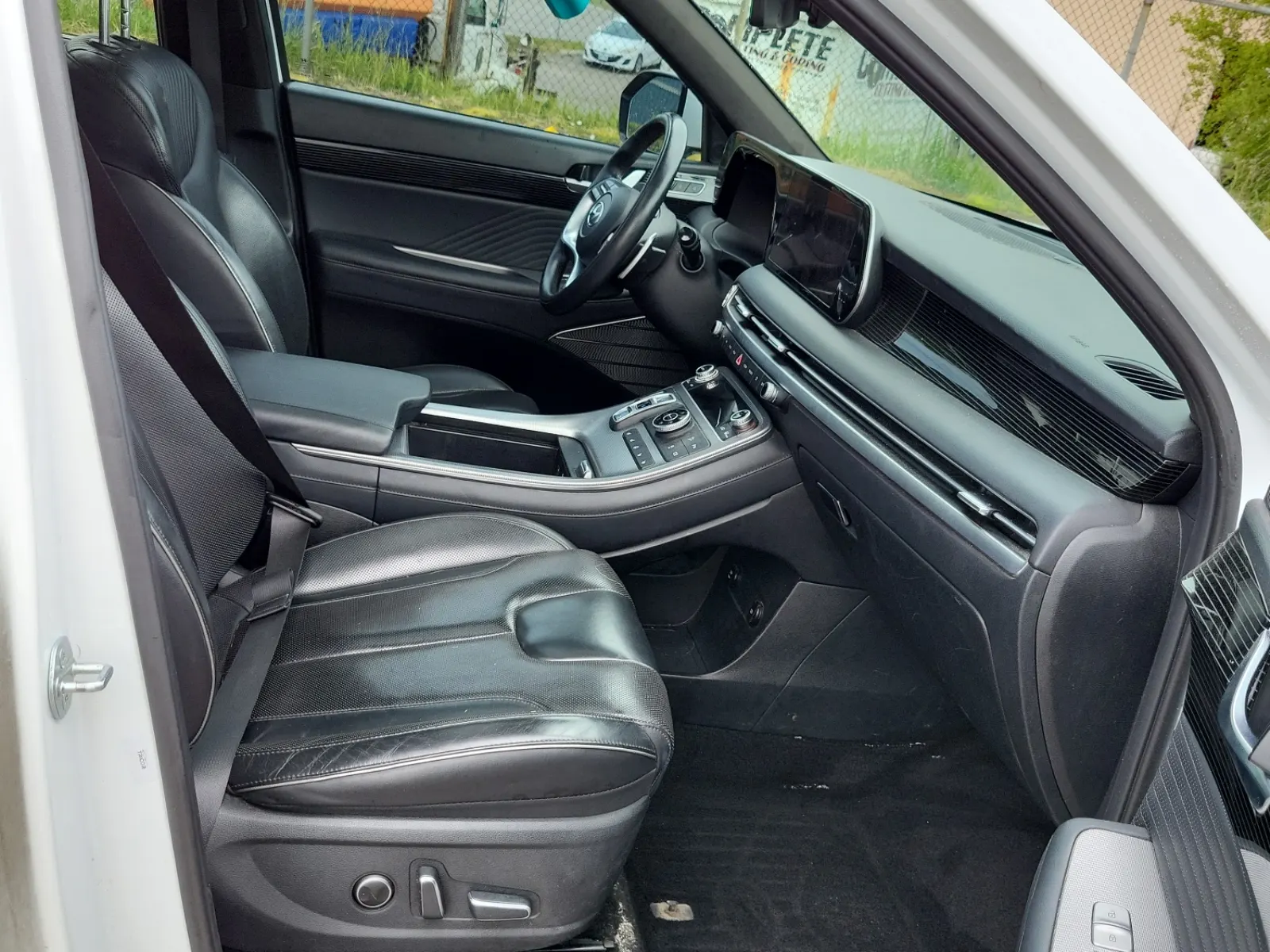 Right Side Interior Photo