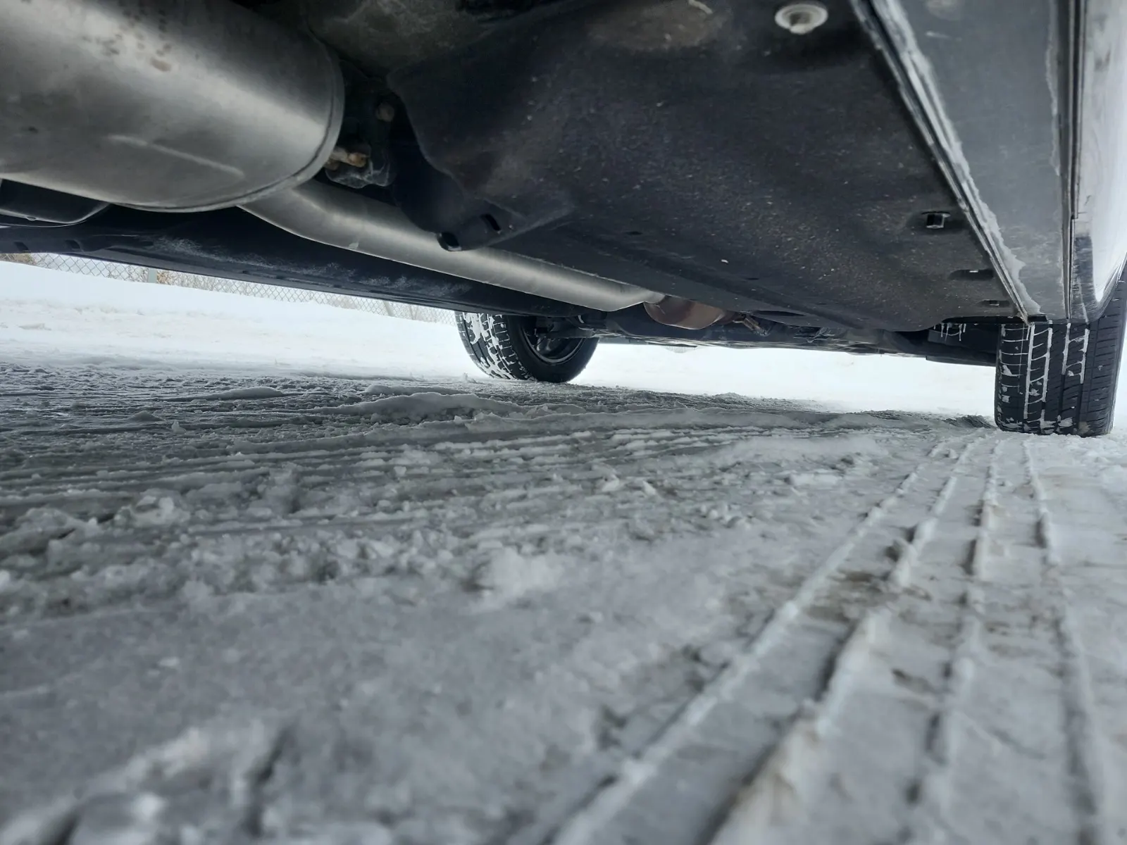 Undercarriage - Passenger Photo