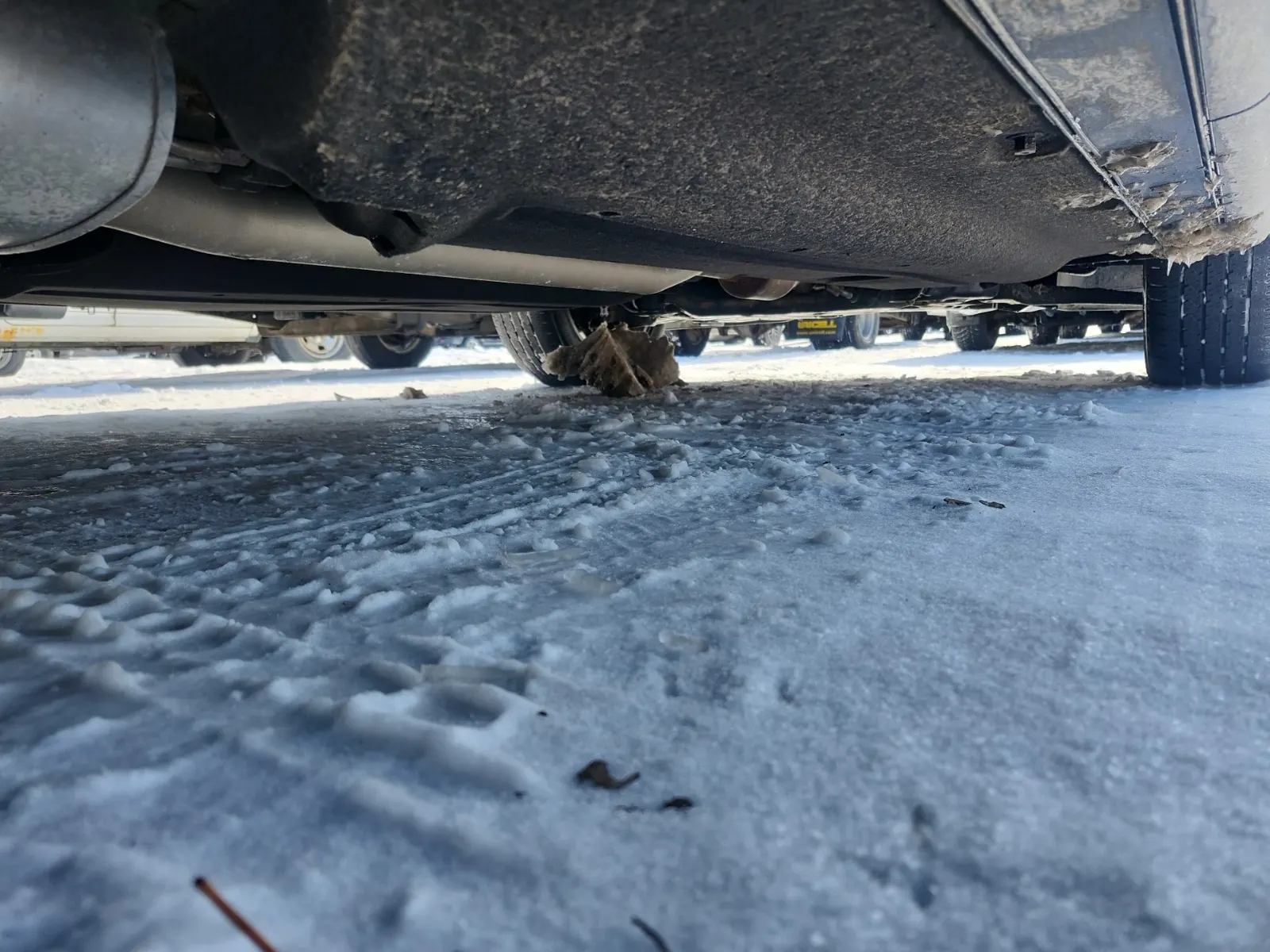 Undercarriage - Passenger Photo