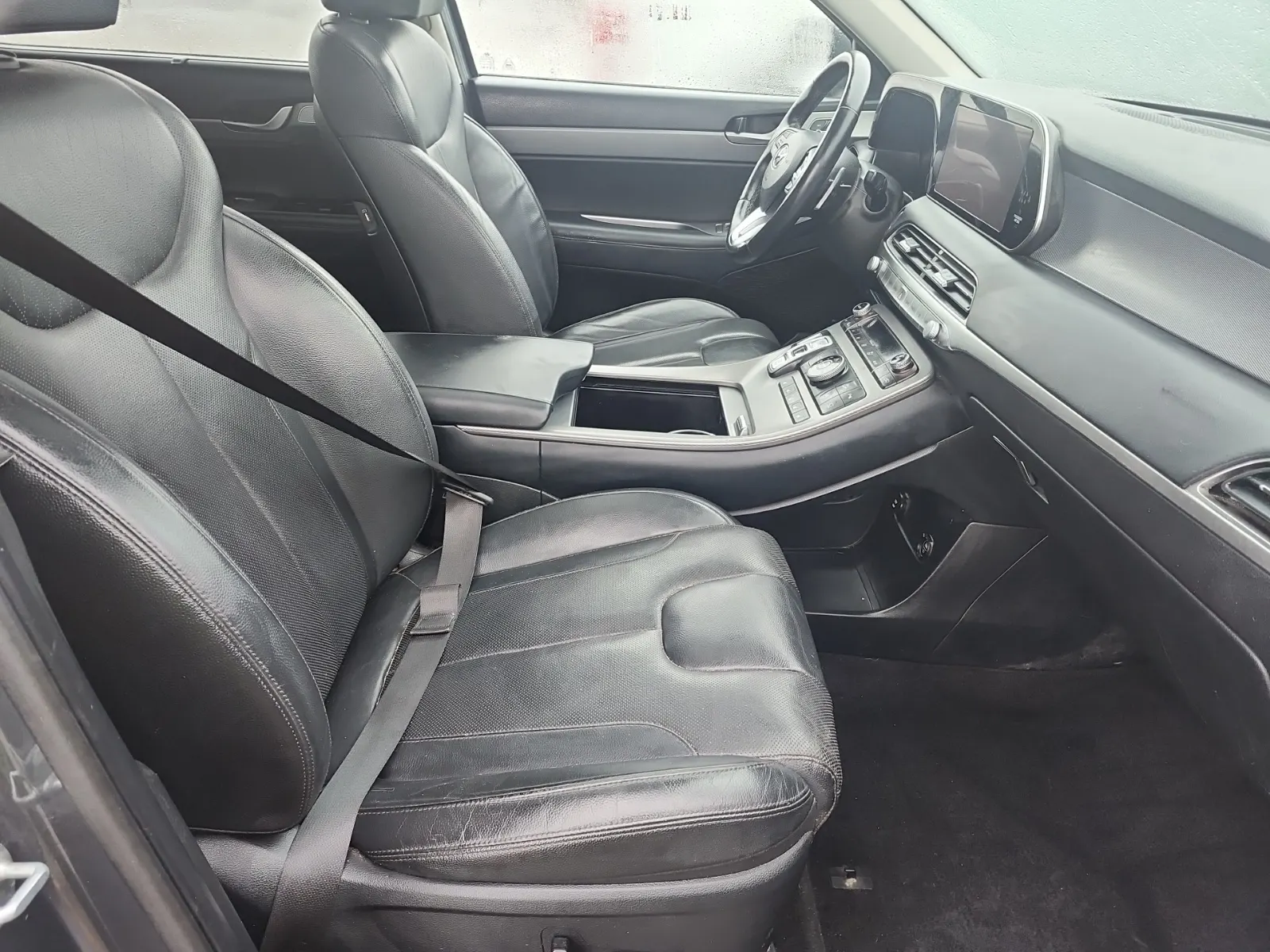 Right Side Interior Photo