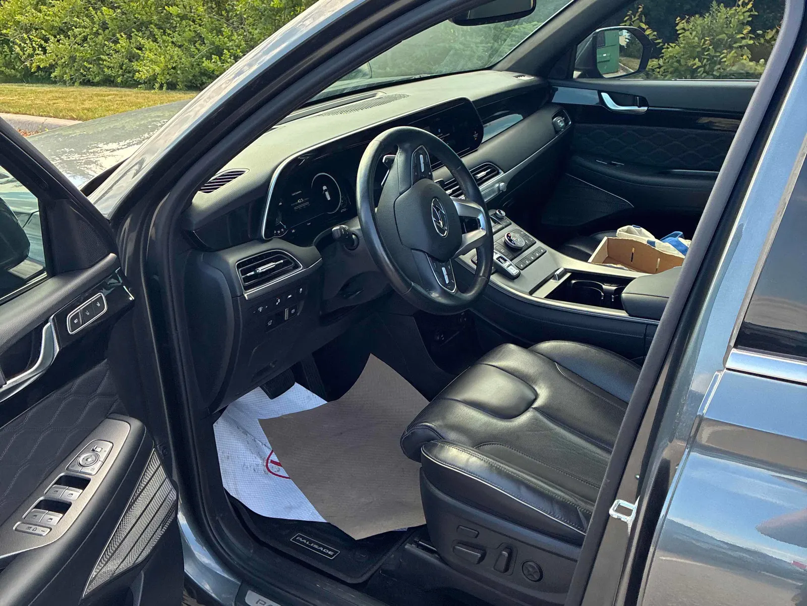 Interior driver side