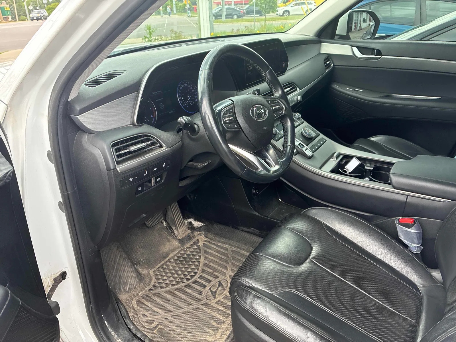 Interior driver side