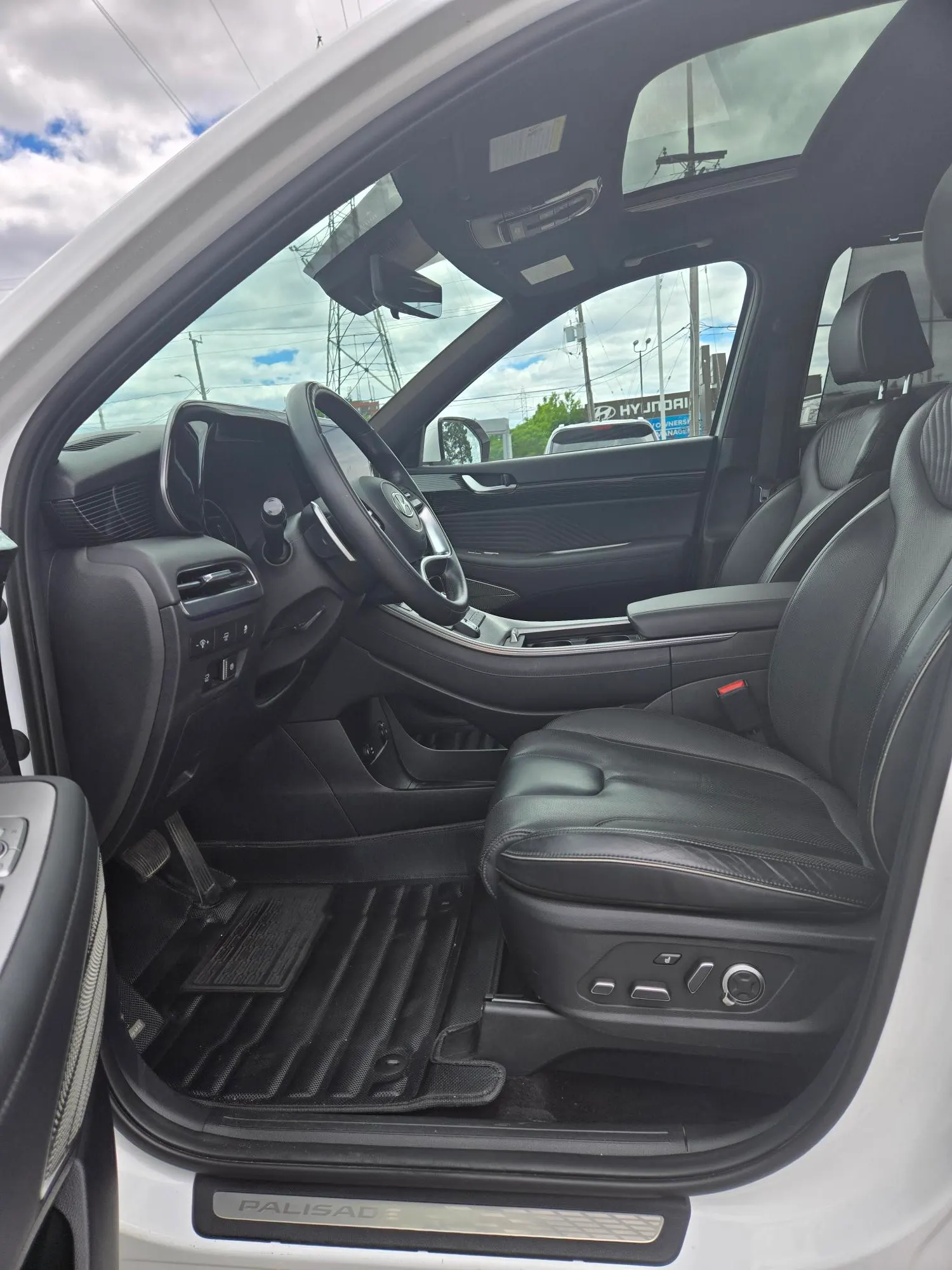 Interior driver side