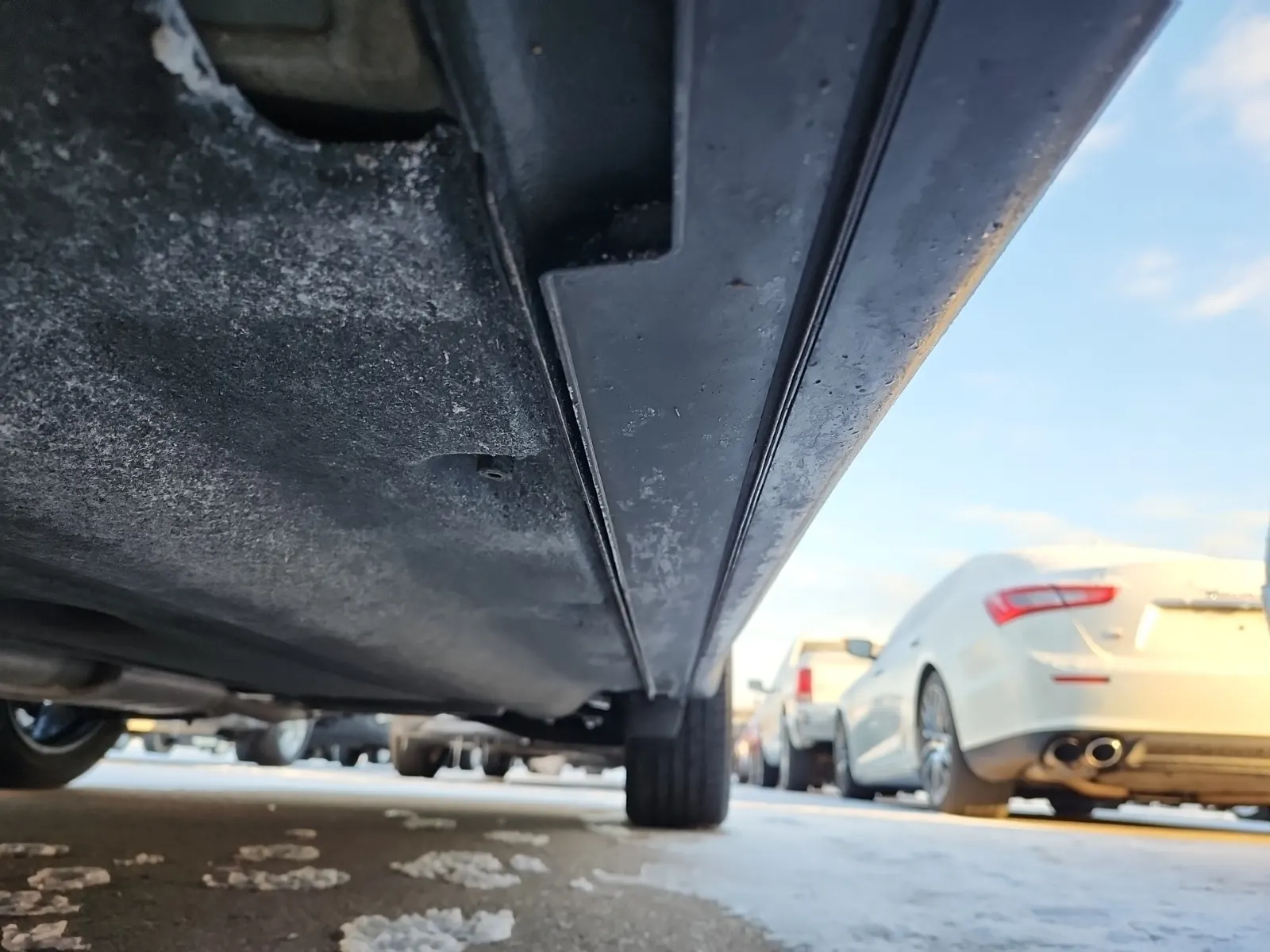 Undercarriage - Driver Photo