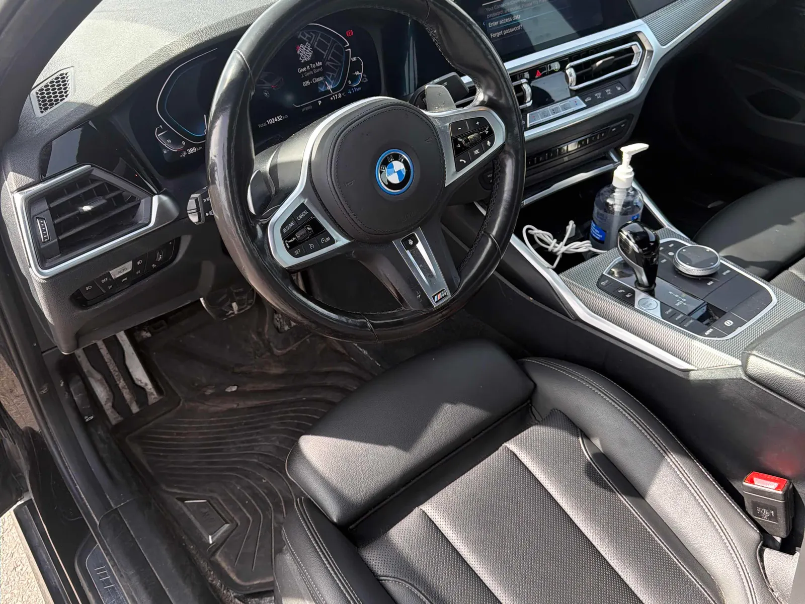 Interior driver side