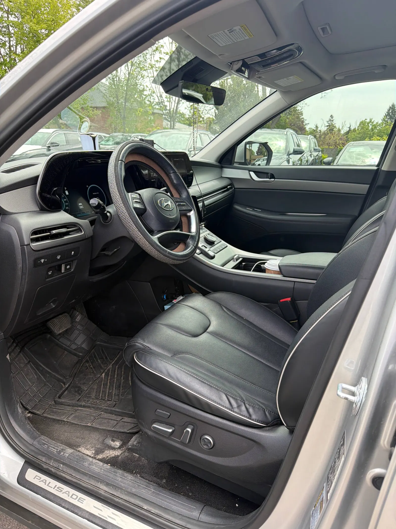 Interior driver side
