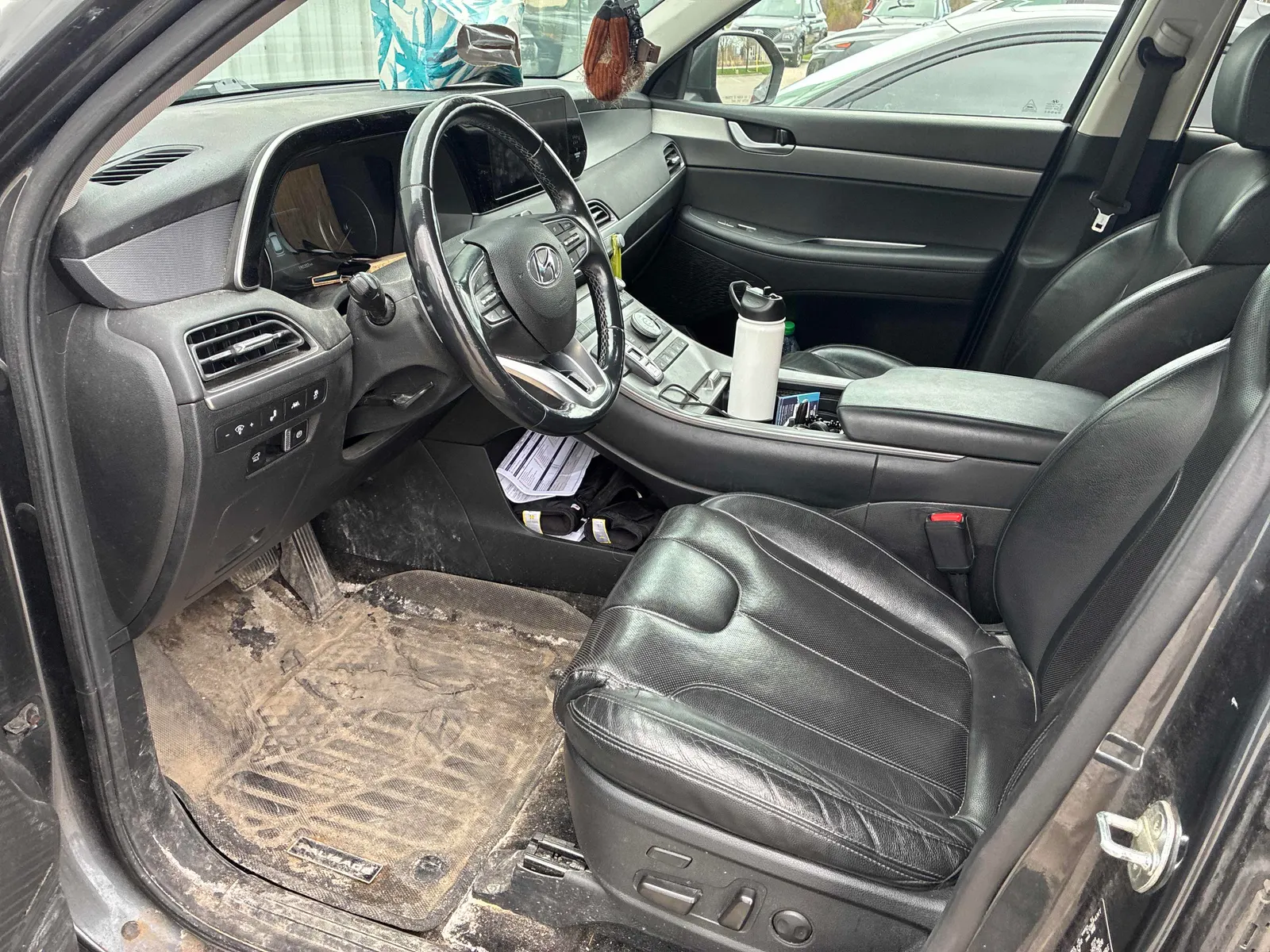 Interior driver side