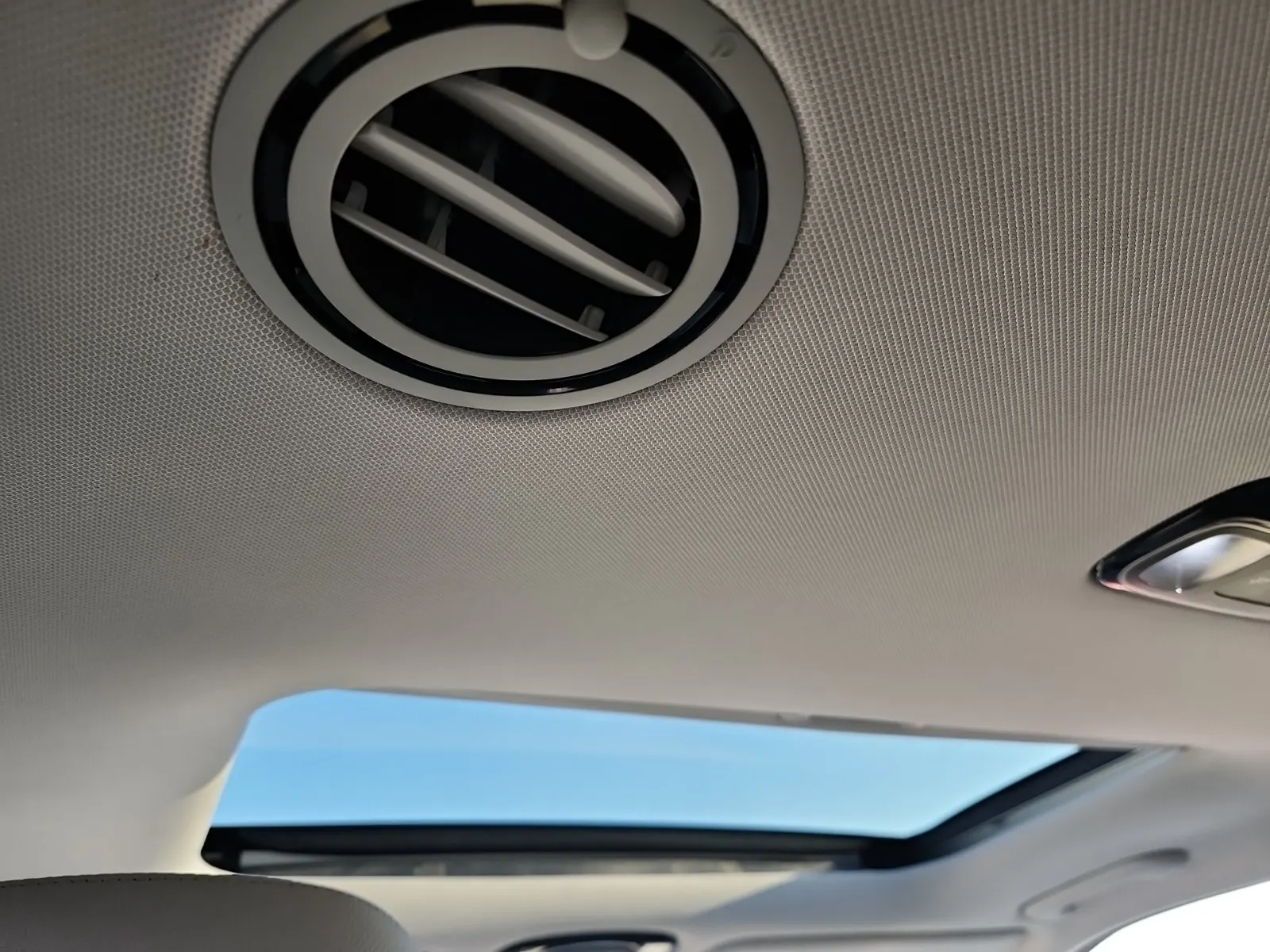 Interior Roof Photo