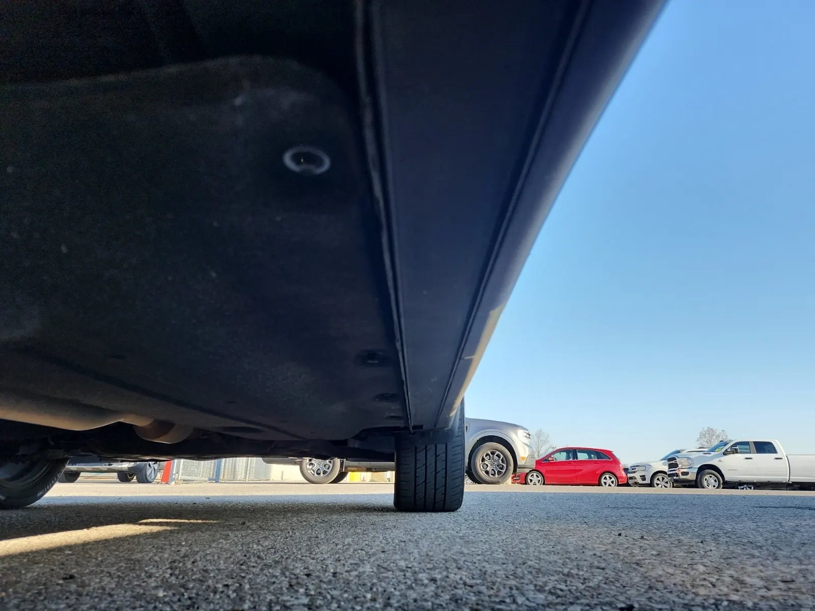Undercarriage - Passenger Photo