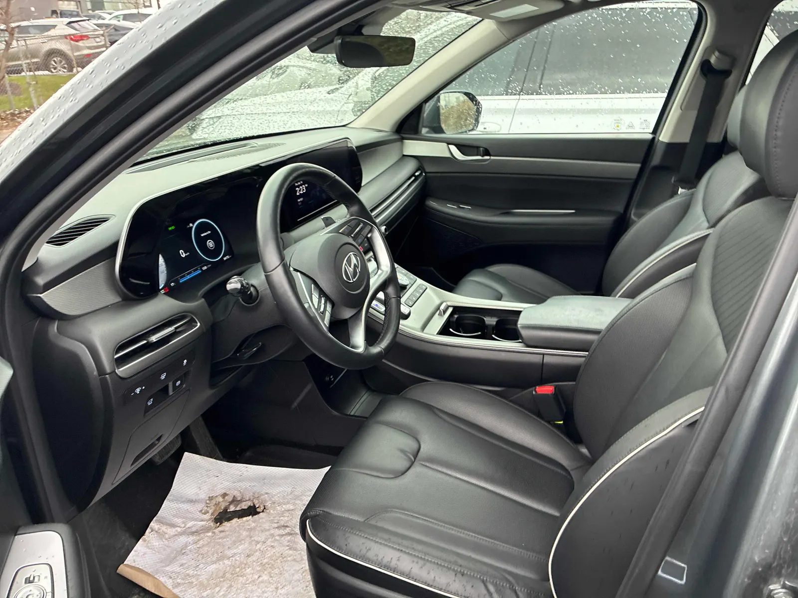 Interior driver side