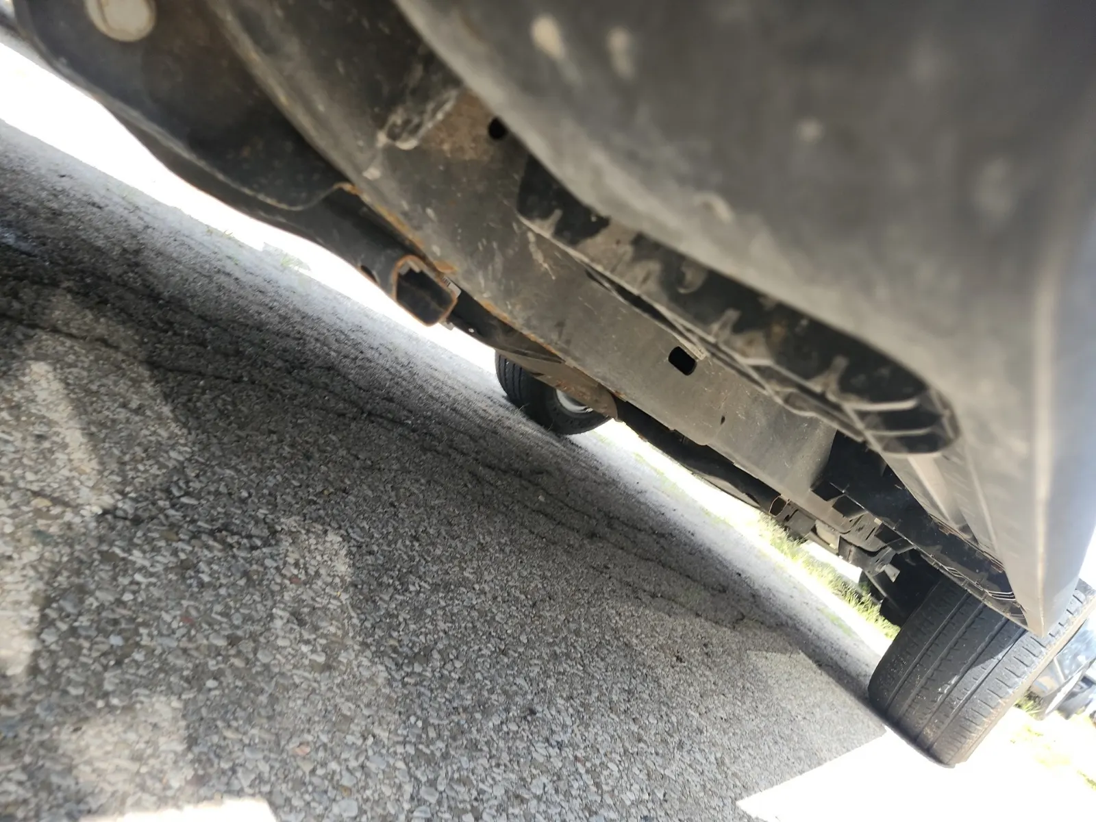 Undercarriage - Driver Photo