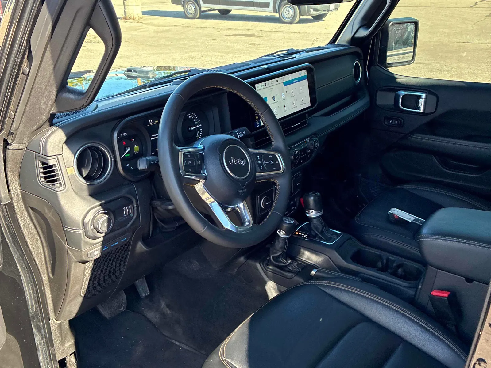 Interior driver side