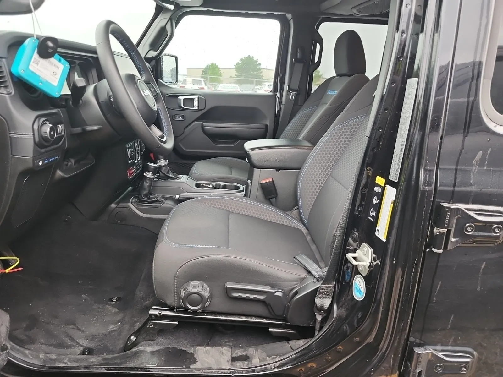 Front Interior Photo