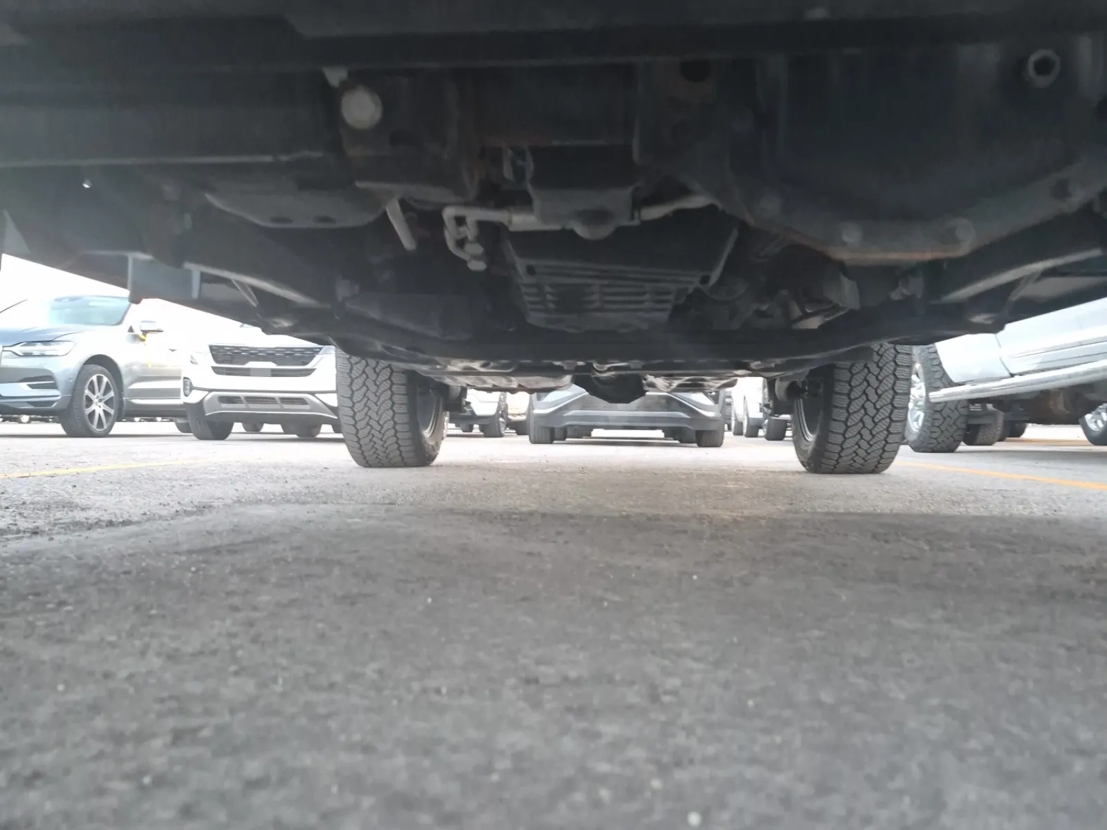 Undercarriage - Front Photo