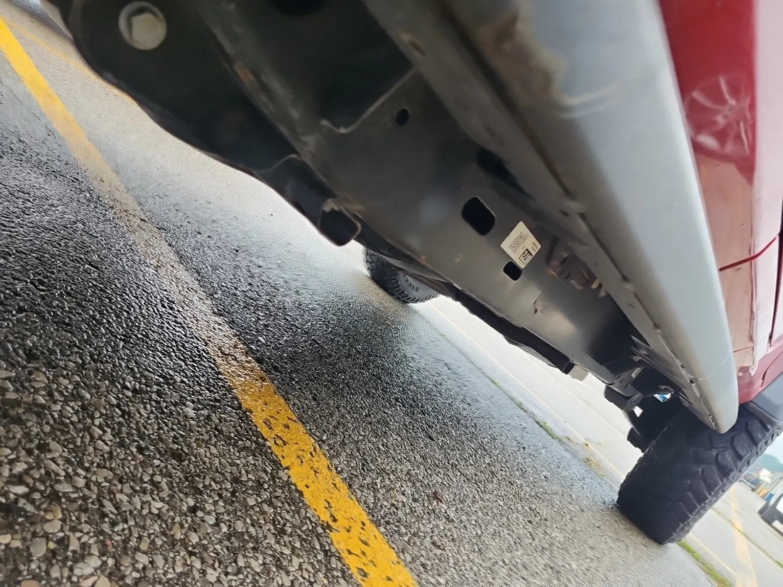 Undercarriage - Driver Photo