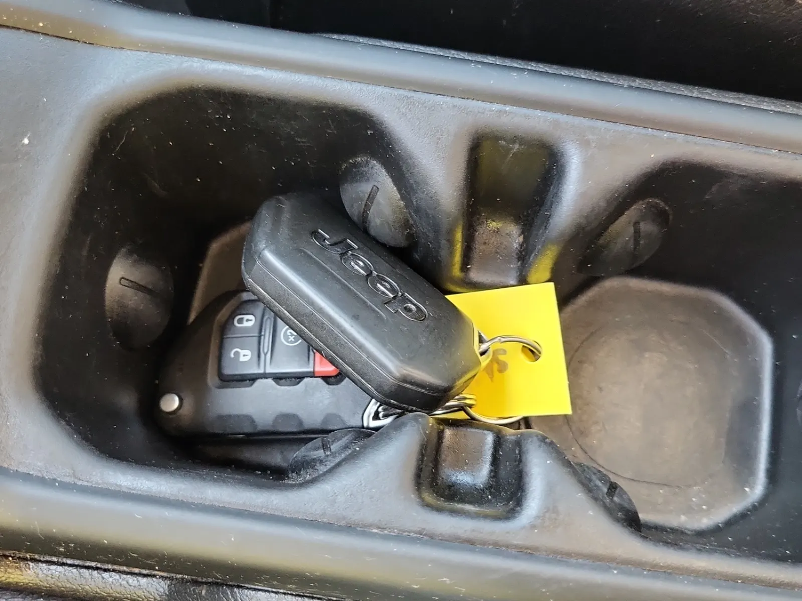 Keys/Fobs/Manual Photo