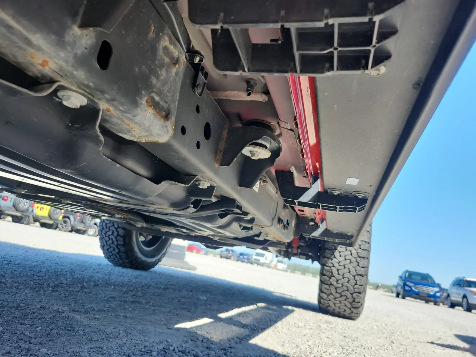 Undercarriage - Passenger Photo