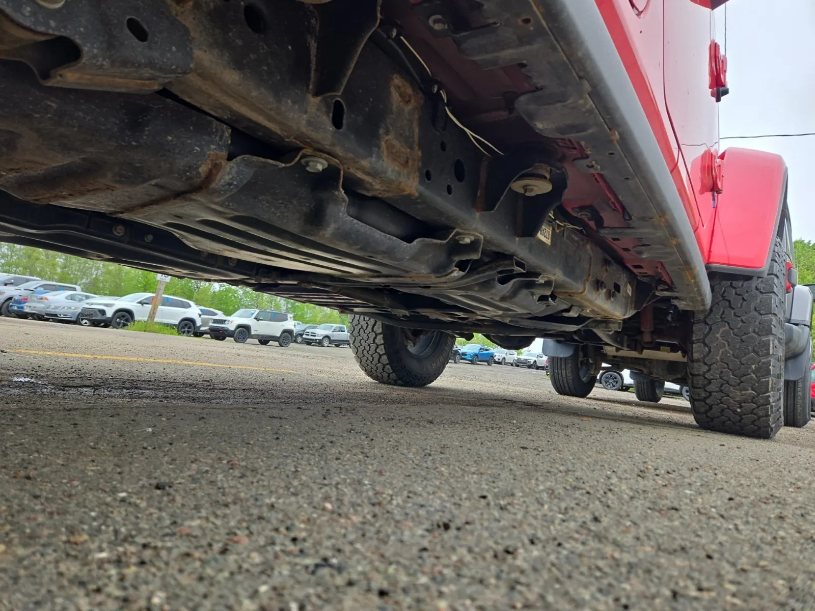 Undercarriage - Passenger Photo