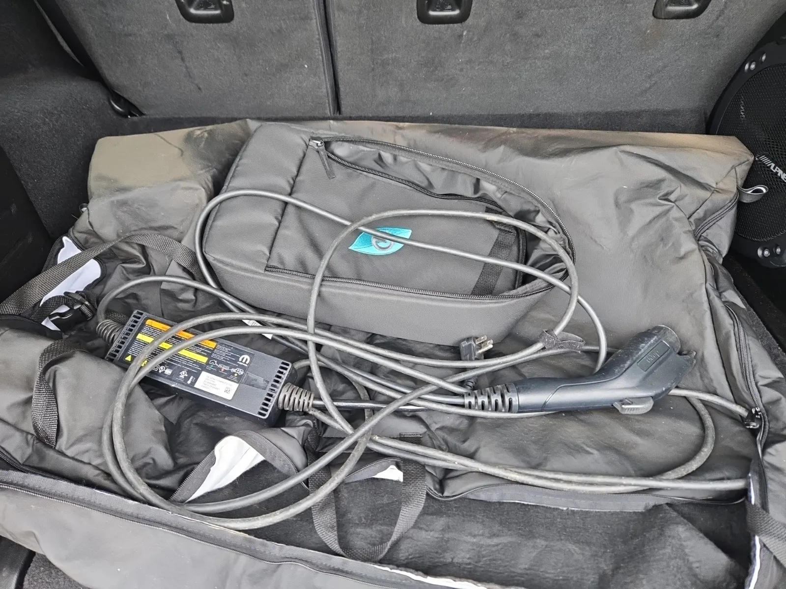 Charging Cable Photo